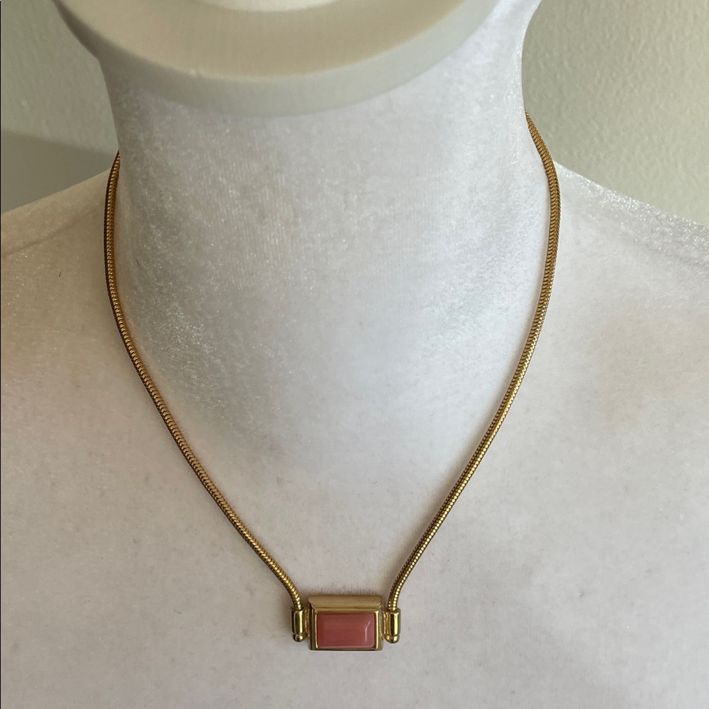 GIVENCHY Gold Serpentine Chain Rectangle Pink Cabochon Stone Necklace Vintage - Picture 12 of 17